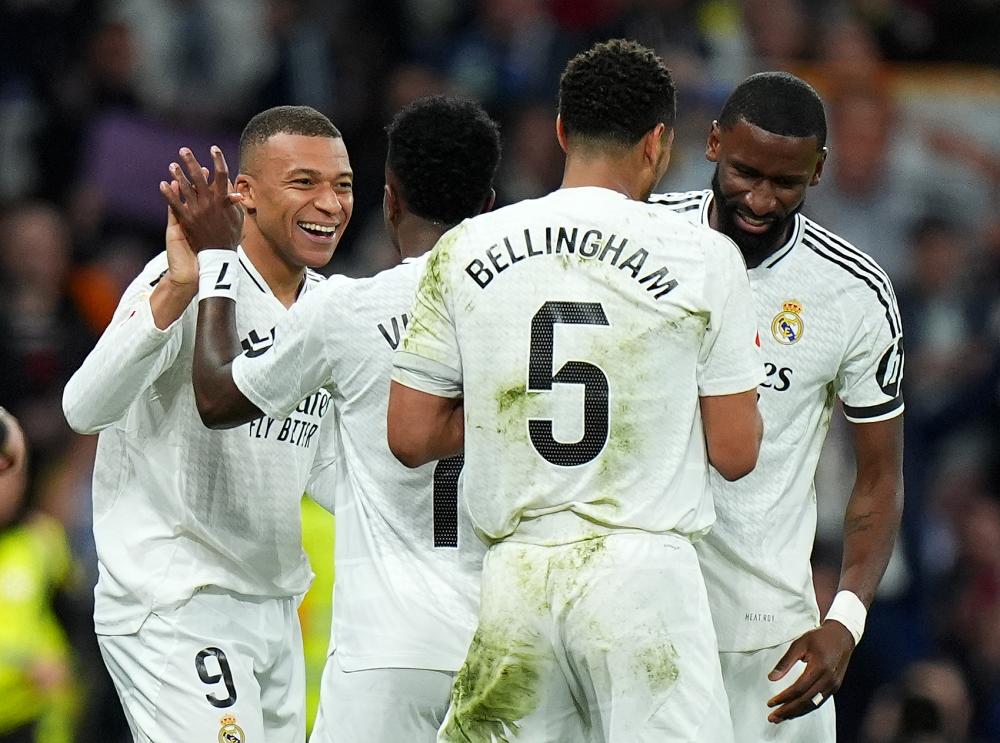 女足將朝著 女足將朝著